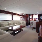 Motor Yacht Dandy