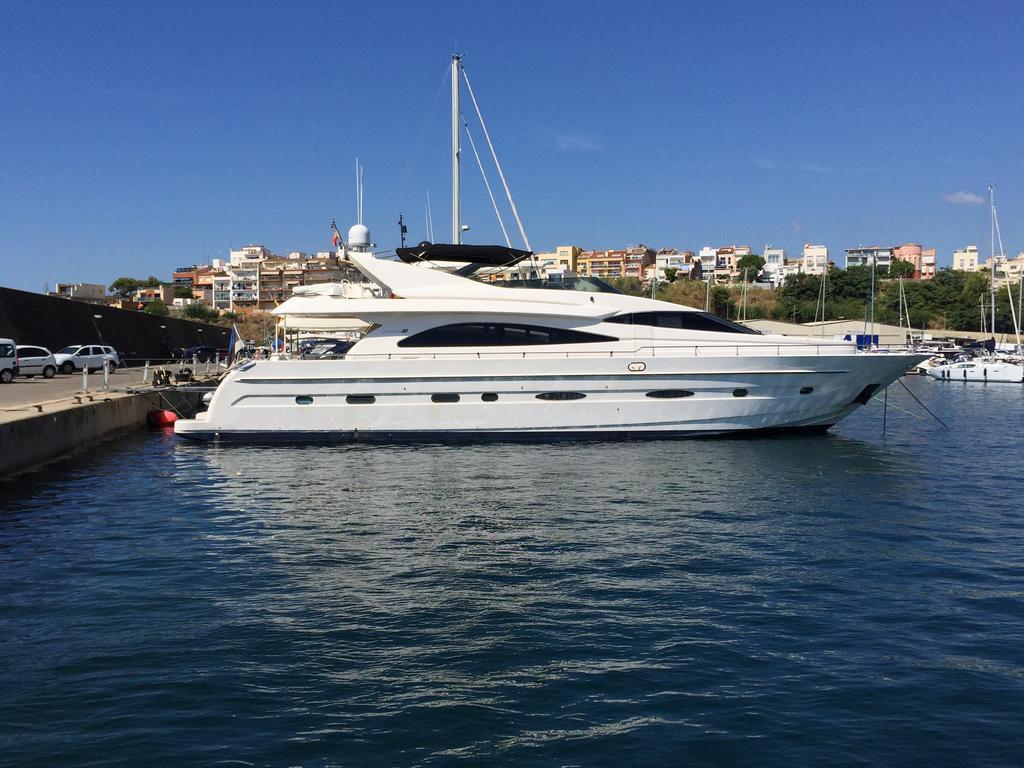 Hotel en barco Motor Yacht Dandy